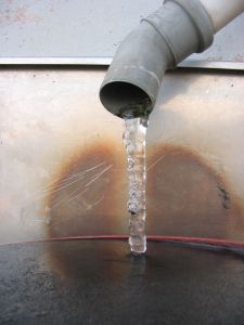 How to Fix and Prevent Frozen Pipes