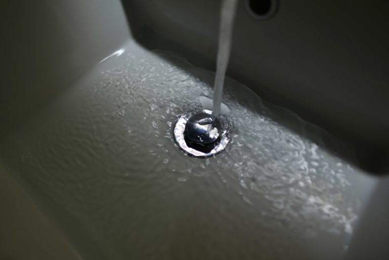 7 TellTale Signs You Might Have Plumbing Trouble